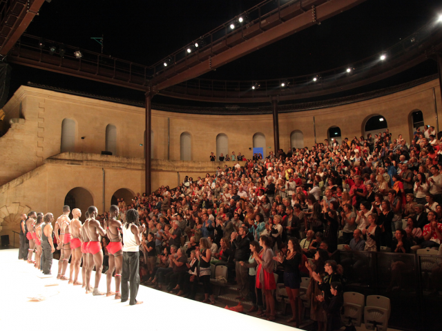 MontpellierDanseFoule_etienne Perra