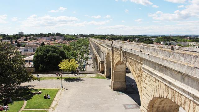 Quartier Des Arceaux Aqueduc