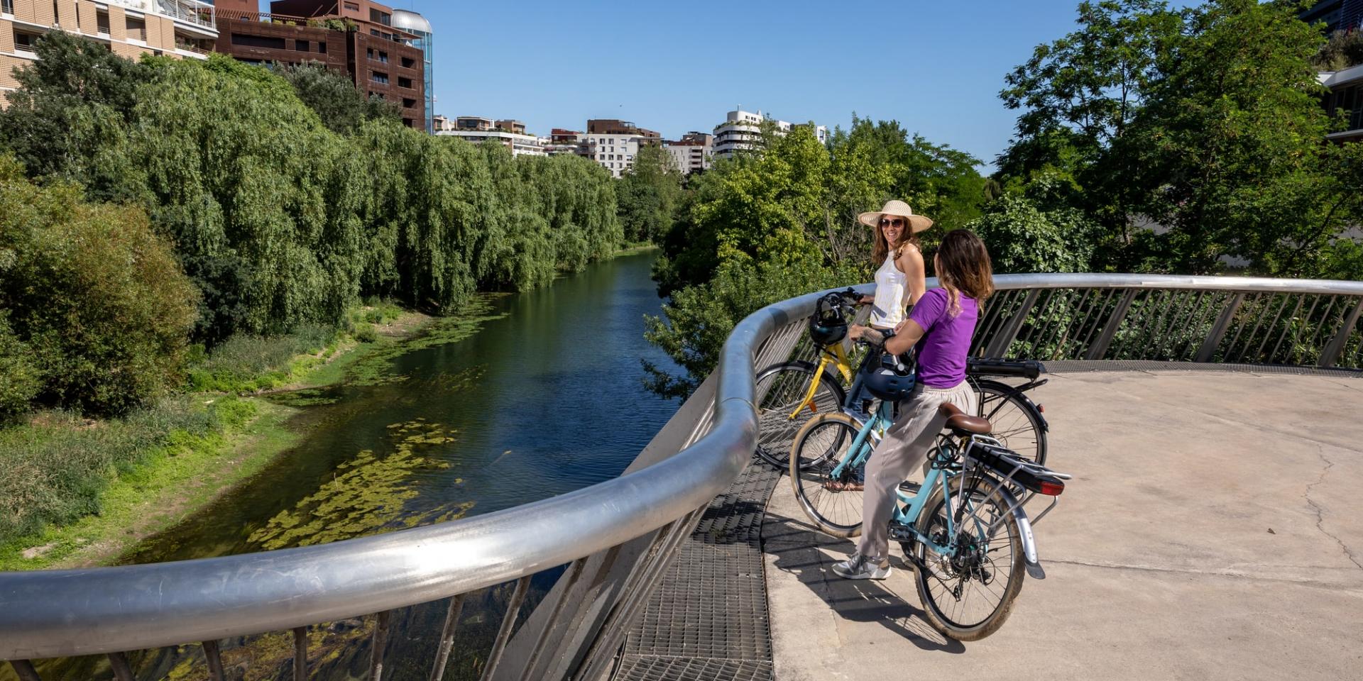 Port Marianne vélo montpellier vert