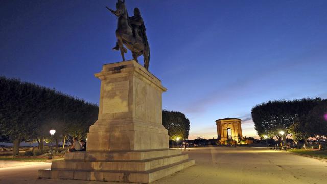 PlaceRoyaleduPeyrou_denuit