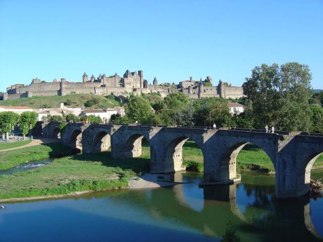 Cite-Medievale-et-pont-vieux-Carcassonne-03©-OMT-Carcassonne.jpg