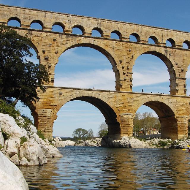 Pont-du-gard-horizontal.jpg