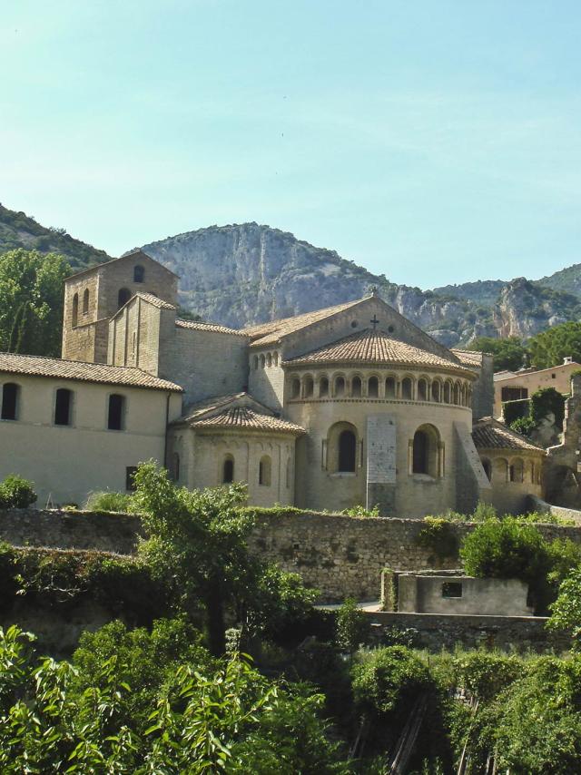 Saint Guilhem Le Desert Abbaye De Gellone