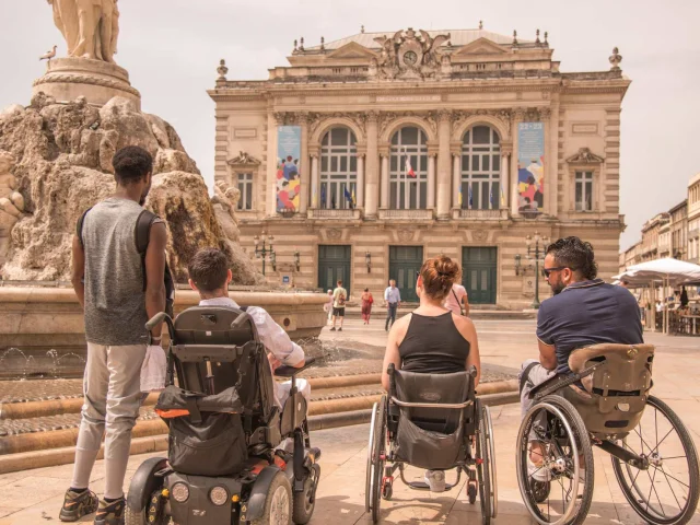 Tourisme Handicap fauteuil Montpellier accessible Sharks