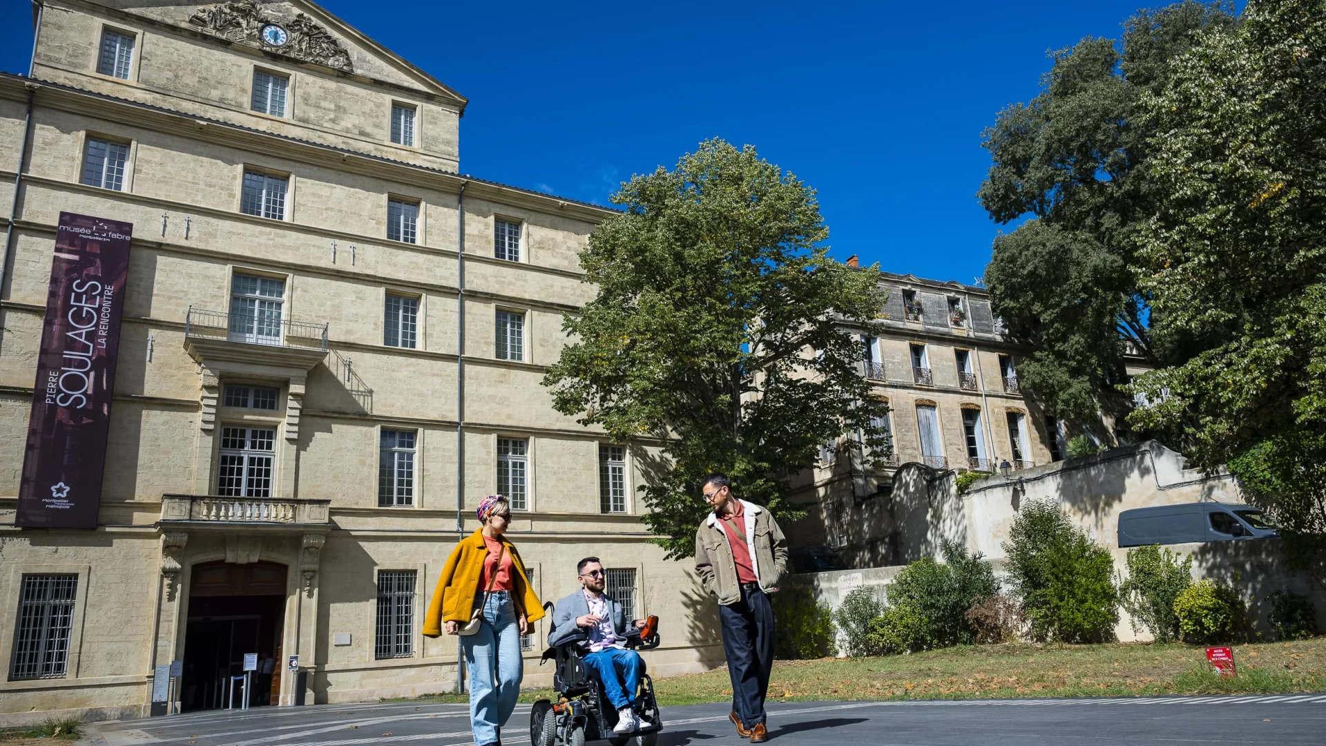 Sambie Z8g3825 Web Min